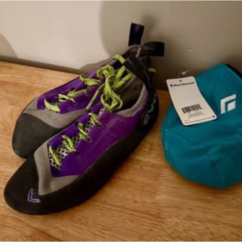 New Evolv purple Women’s Climbing Shoes+ Black diamond chalk bag